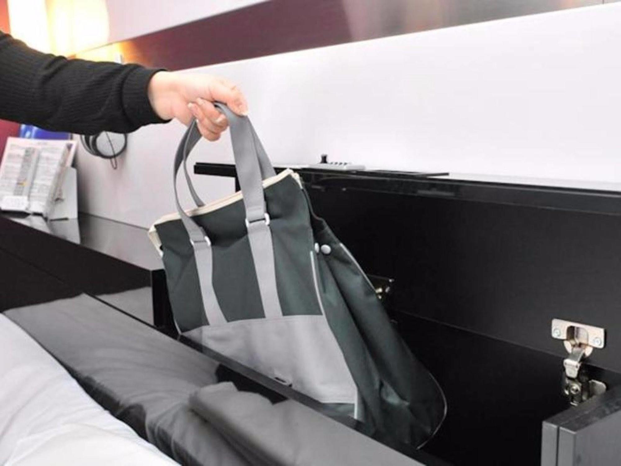 First Cabin Hakata Фукуока Екстер'єр фото